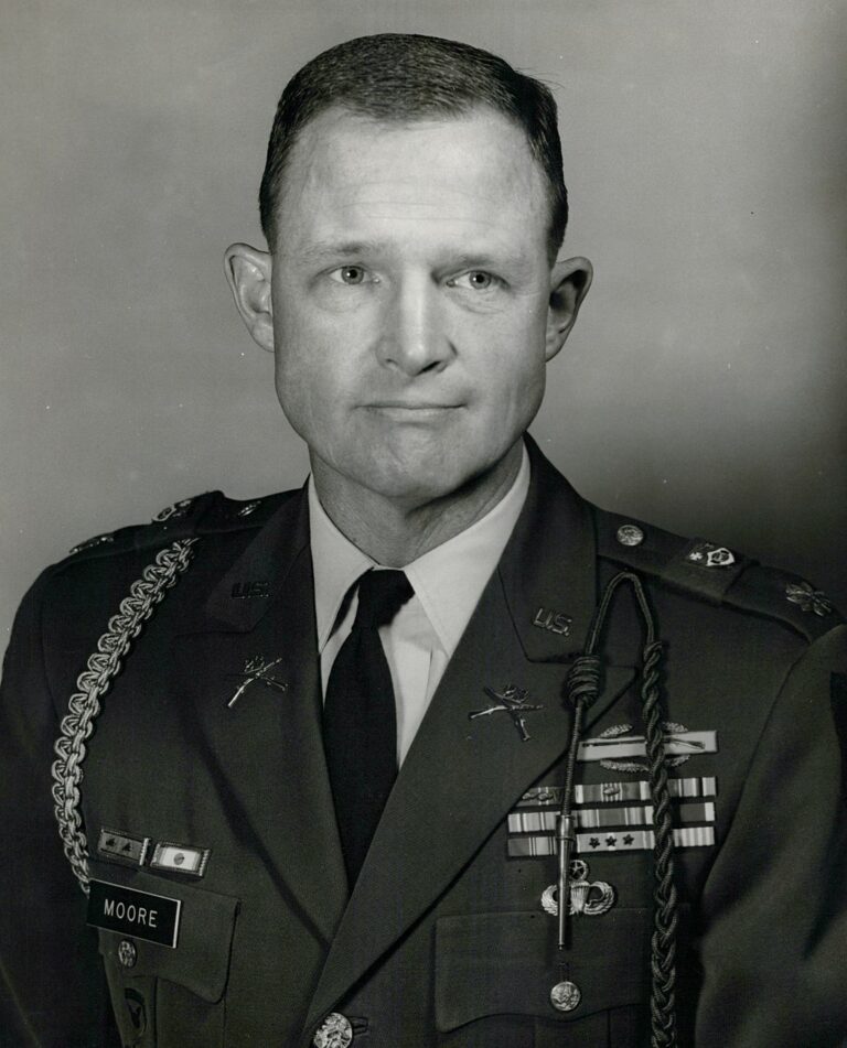 Hal Moore at Fort Benning in 1965 image